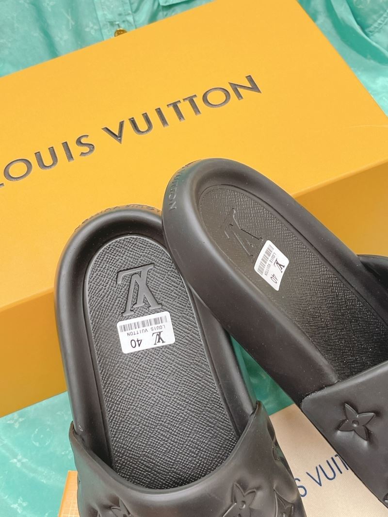 Louis Vuitton Slippers